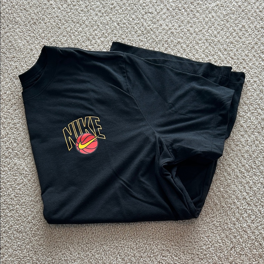 Men’s Nike Black Graphic T-Shirt